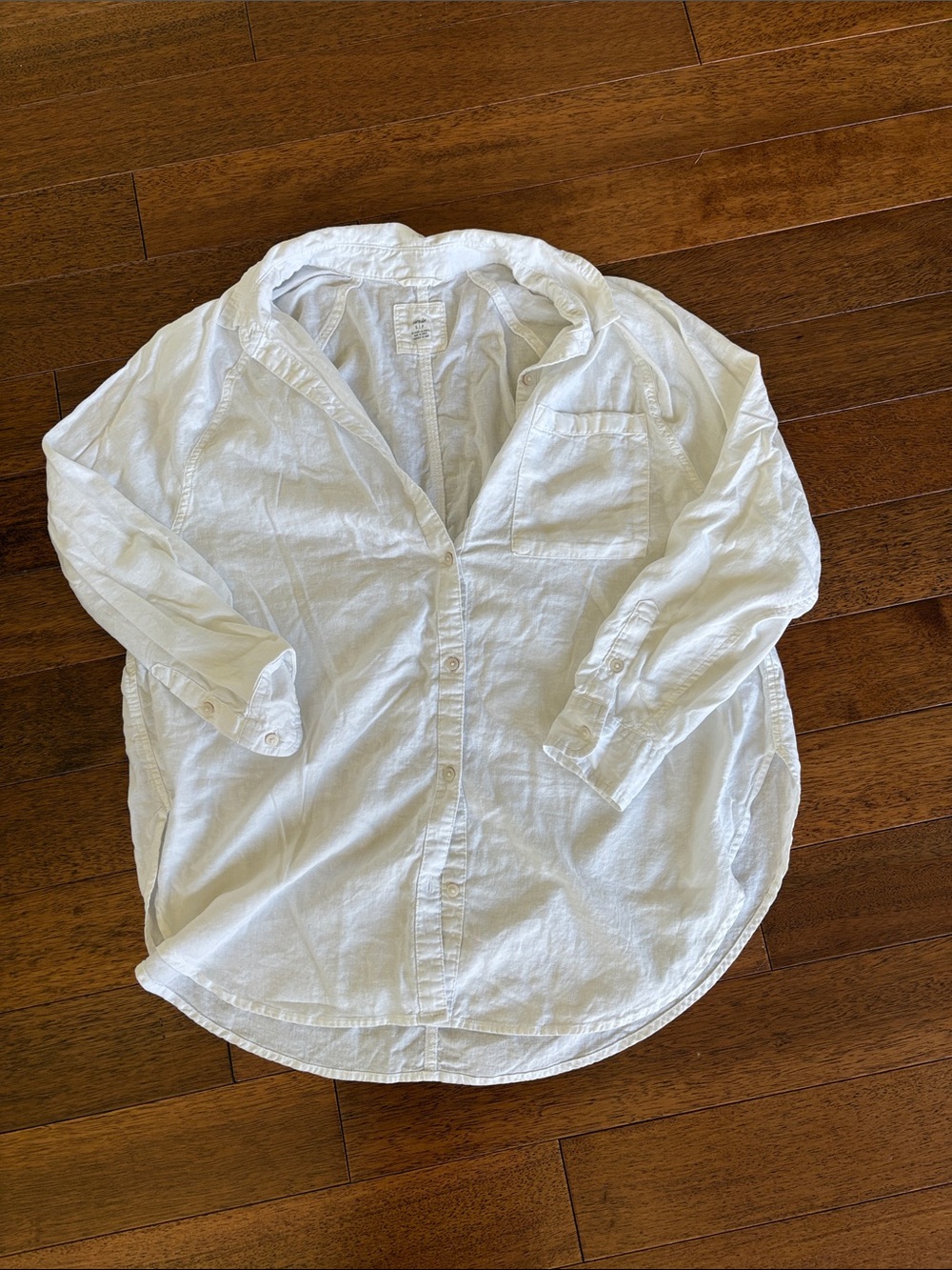 aerie White Casual Button-Down Shirt